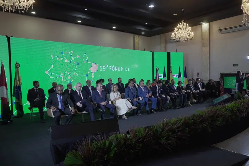 Carlos Brandão toma posse como presidente do Consórcio da Amazônia Legal