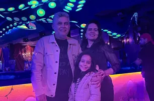 Casal Larysse Gomes e Reginaldo Moreira celebram as Bodas de Seda (Foto: Instagram)