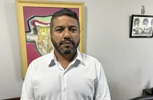 Daniel da Mariínha se filia ao PCdoB durante celebração de 104 anos do partido (Foto: Conecta Piauí)