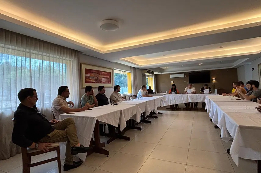 David Menezes é reeleito e continuará à frente do futsal do Piauí até 2030