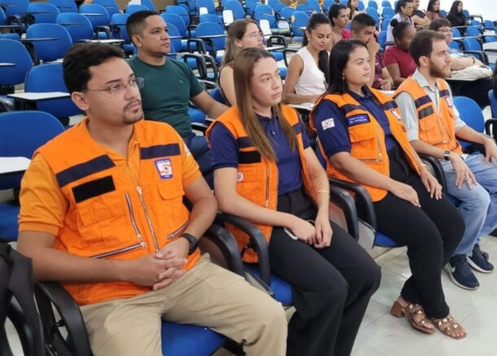 Defesa Civil de Picos capacita voluntários para atuação em emergências