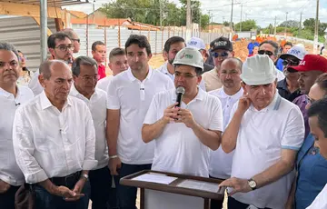 Deputado Marden Menezes acompanha revitalização da Beira Rio em Floriano