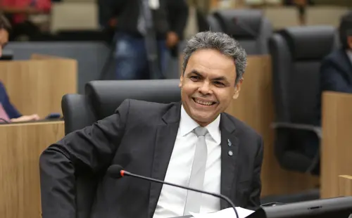 Dr. Gil Carlos assume presidência da Comissão de Saúde na Alepi