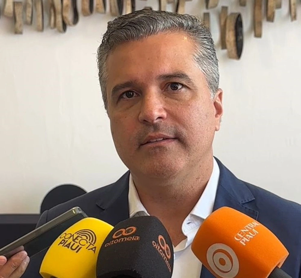 Dr. Vinícius Nascimento