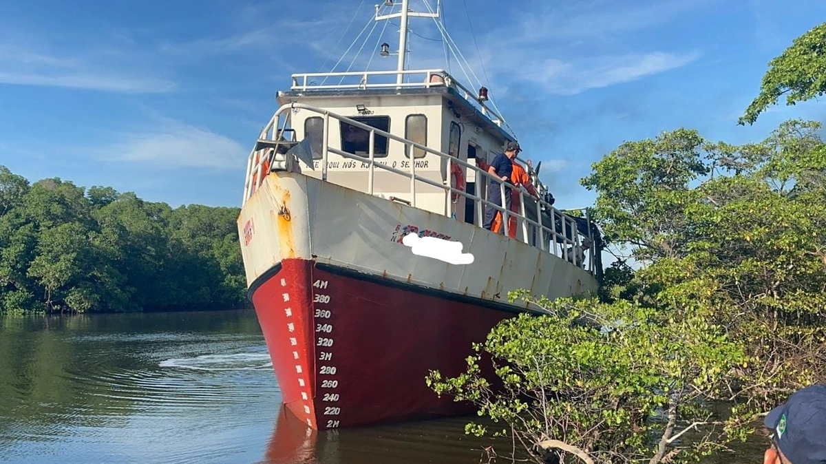 Embarcação com carga ilegal de cigarros é apreendida no Piauí