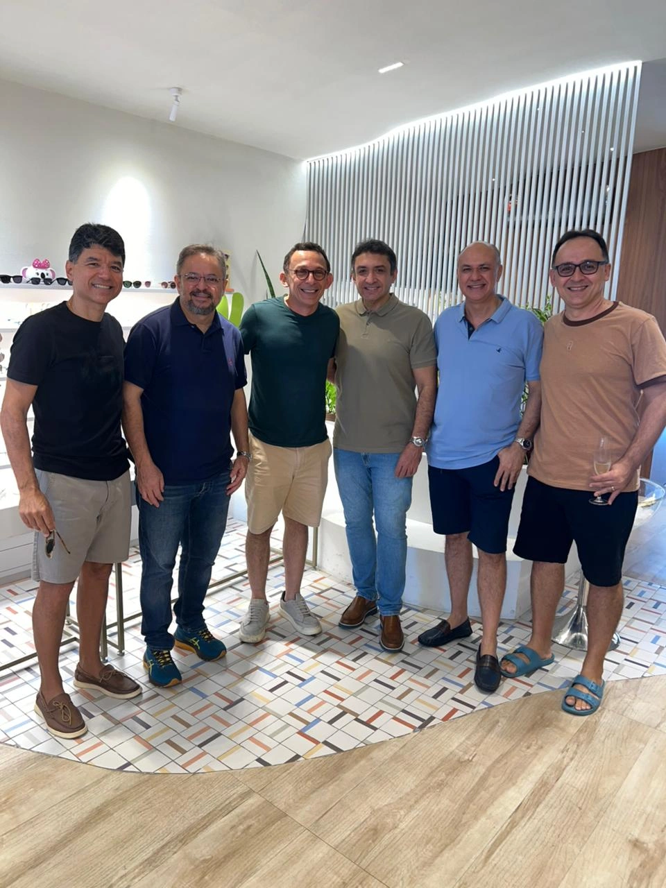 Empresário Jesus celebra seu aniversário com a esposa Adelane e amigos em Teresina