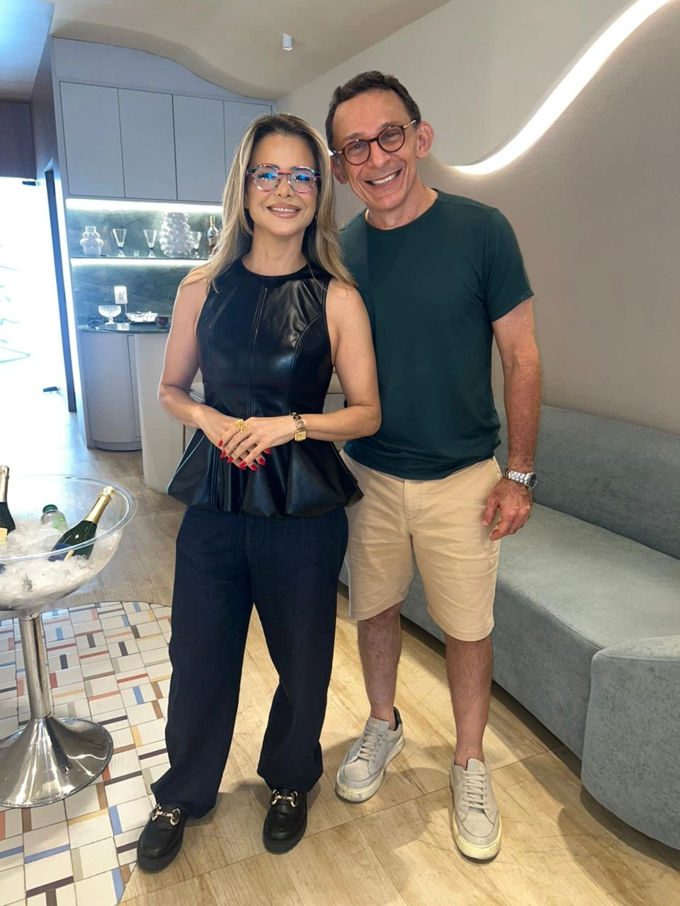 Empresário Jesus celebra seu aniversário com a esposa Adelane e amigos em Teresina