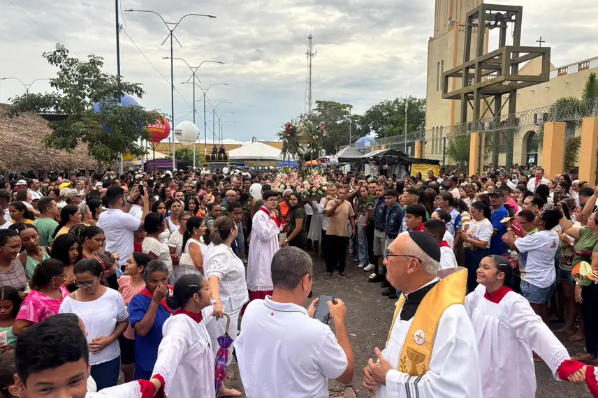Fé e tradição marcam encerramento dos festejos de São José em Altos