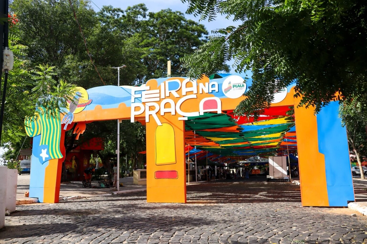Feira na Praça tem pagode e samba com Grupo 47 Graus neste domingo (29)