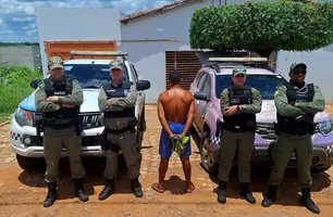 Filho é detido após descumprir medida protetiva imposta pela prórpia mãe no Piauí (Foto: Divulgação/PMPI)