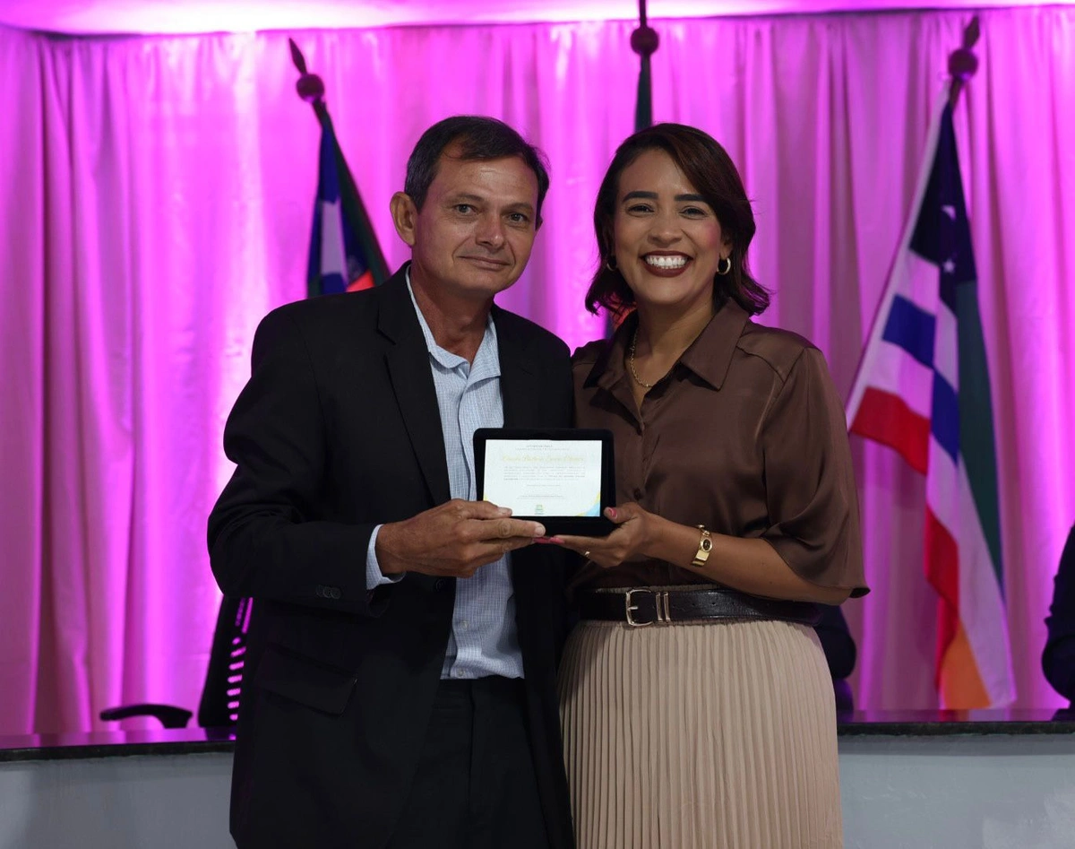 Gestora é homenageada durante evento na Câmara Municipal de Lagoa do Piauí