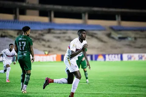 Gol de Thurram garante triunfo no Albertão e coloca time na briga do grupo B