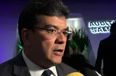 Fonteles anuncia obra de residencial com 300 apartamentos no Centro de Teresina