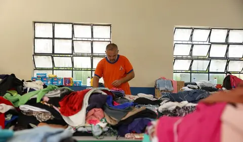 Governo anuncia R$ 60 milhões para reconstrução de escolas em MG