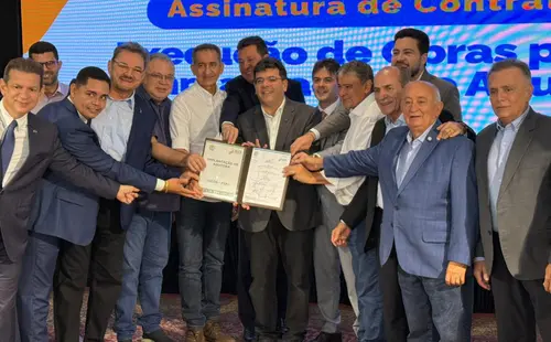Governo do Piauí assina obra histórica de adutora que vai levar água para Jaicós