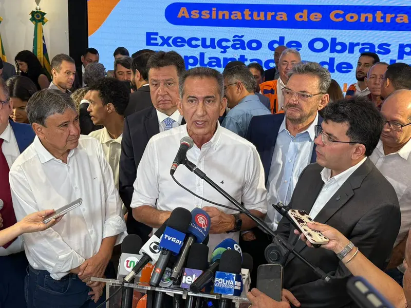 Governo do Piauí assina obra histórica de adutora que vai levar água para Jaicós