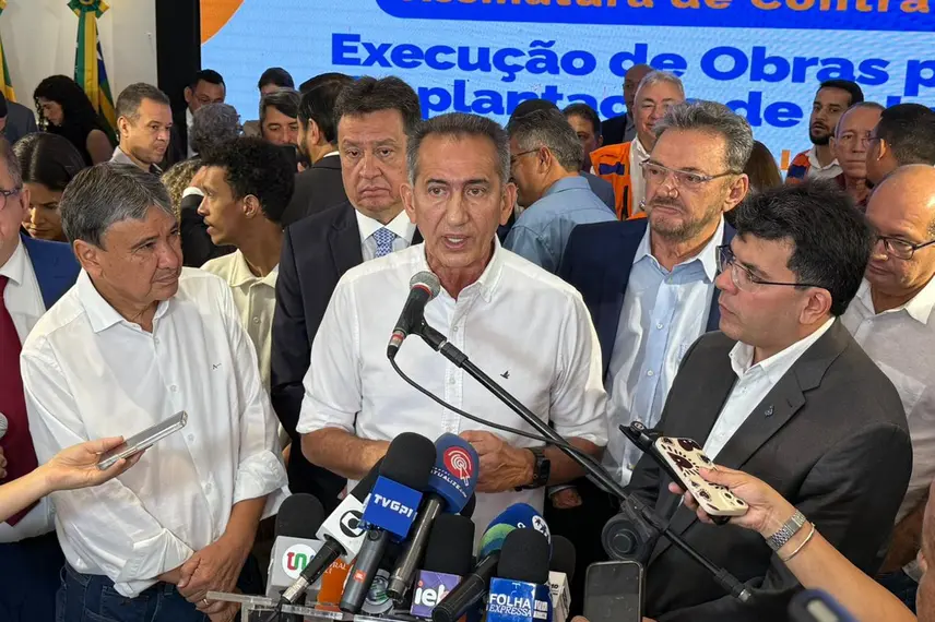 Governo do Piauí assina obra histórica de adutora que vai levar água para Jaicós