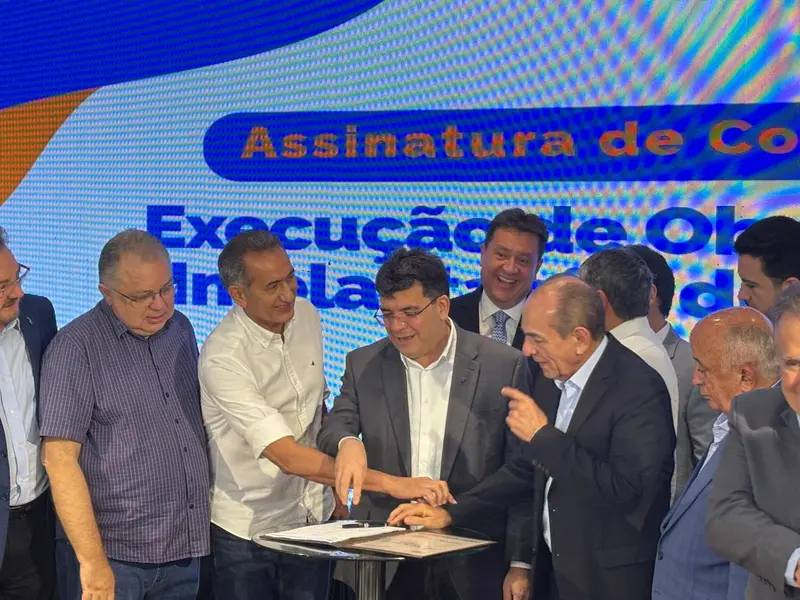 Governo do Piauí assina obra histórica de adutora que vai levar água para Jaicós