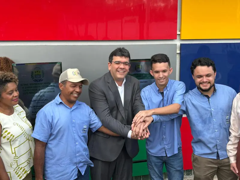 Governo do Piauí entrega escola reformada e modernizada na zona Norte de Teresina