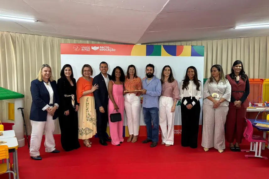 Governo do Piauí entrega kits-creche a 16 municípios e reforça educação infantil