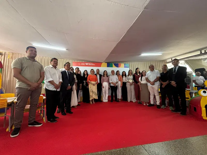 Governo do Piauí entrega kits-creche a 16 municípios e reforça educação infantil