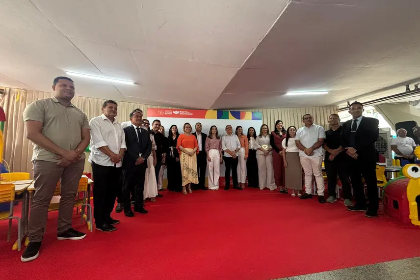 Governo do Piauí entrega kits-creche a 16 municípios e reforça educação infantil