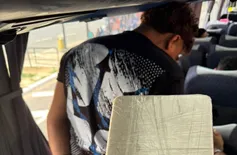 Homem é preso com 1 kg de crack dentro de ônibus interestadual em Teresina