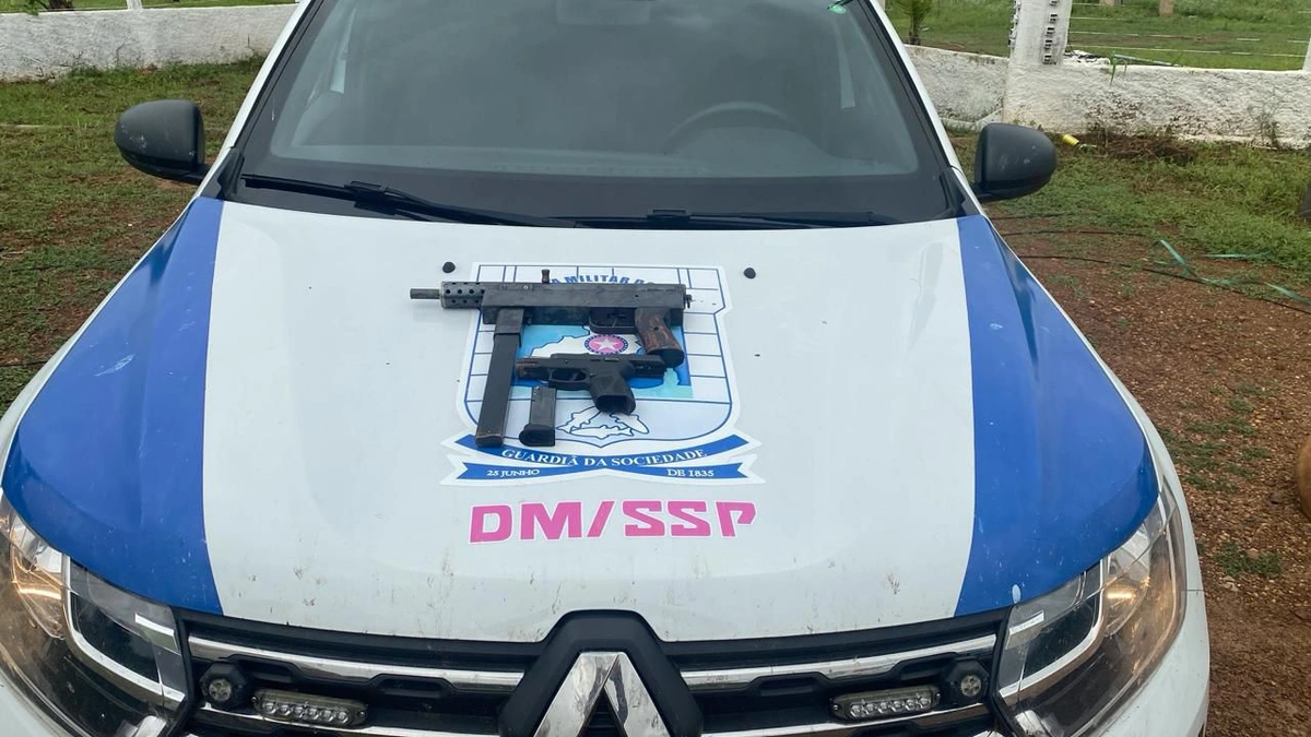 Homem é preso com pistola e submetralhadora em Monsenhor Gil