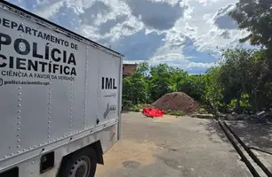 Homem esperava maquinário para trabalho antes de morrer na zona Norte de Teresina (Foto: Kassio Cavalcante/Conecta Piauí)