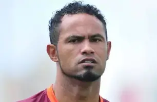 Justiça determina retorno de goleiro Bruno à prisão após descumprimento de regra (Foto: Reprodução)