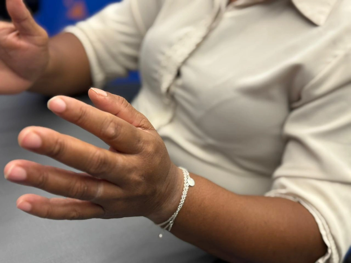 Kelly percebeu que não se calar era a melhor alternativa