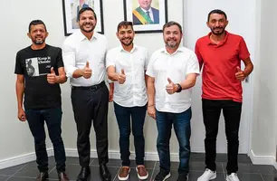 Lideranças de Pimenteiras tratam de demandas da Educação com Washington Bandeira (Foto: Reprodução)