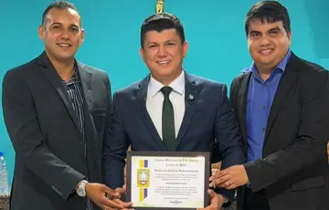 Luís Correia concede título de cidadania ao deputado Rubens Vieira