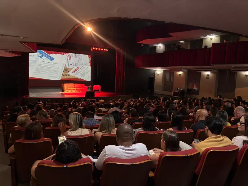 Marcelo Serrado apresenta peça Terapia pela primeira vez em Teresina