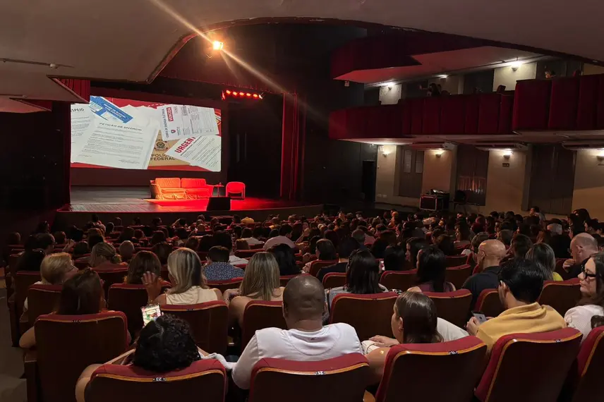 Marcelo Serrado apresenta peça Terapia pela primeira vez em Teresina