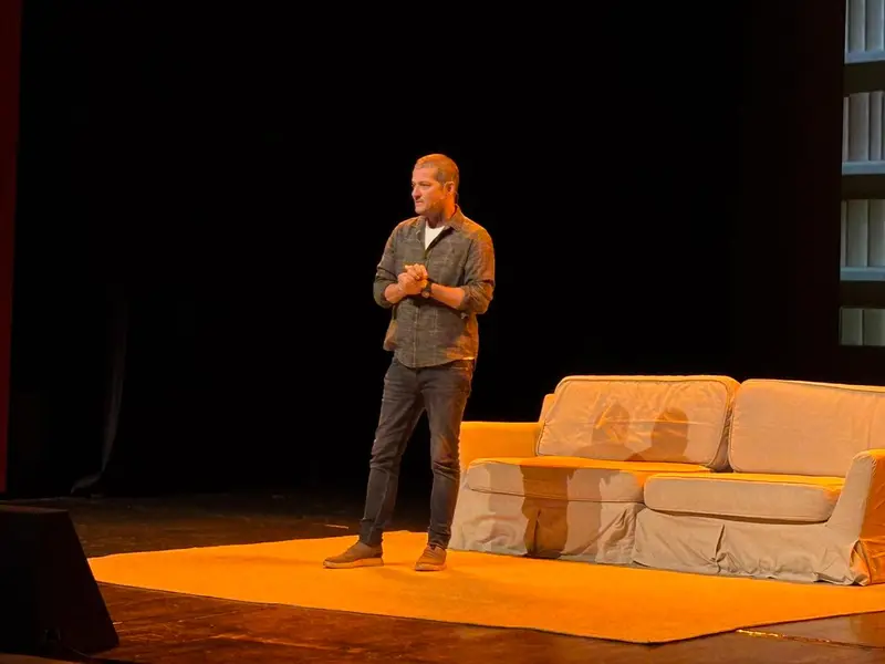 Marcelo Serrado apresenta peça Terapia pela primeira vez em Teresina