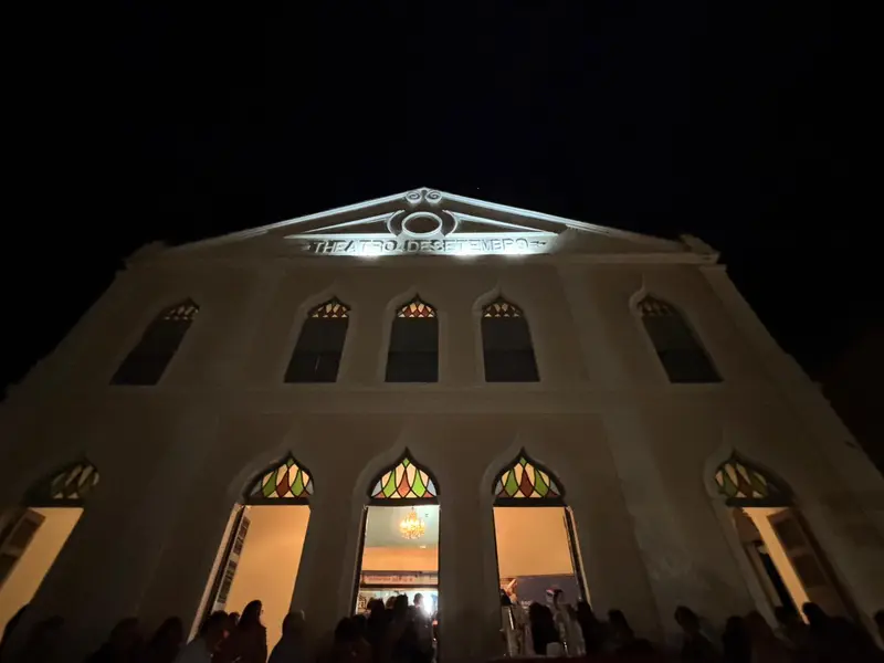 Marcelo Serrado apresenta peça Terapia pela primeira vez em Teresina