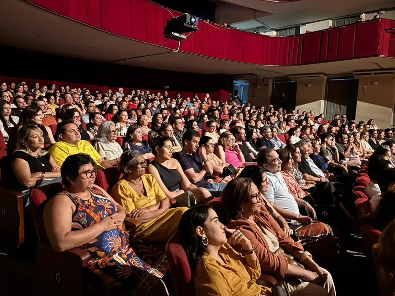 Marcelo Serrado apresenta peça Terapia pela primeira vez em Teresina