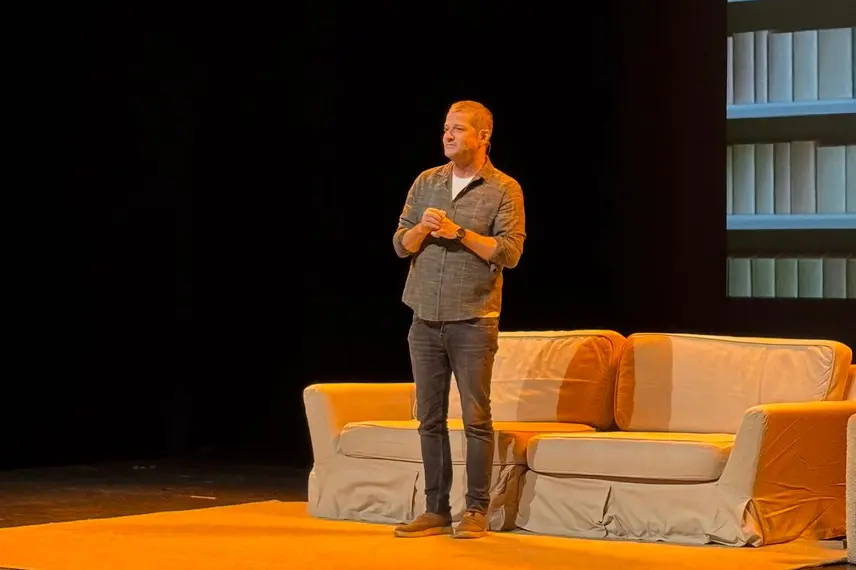 Marcelo Serrado apresenta peça Terapia pela primeira vez em Teresina