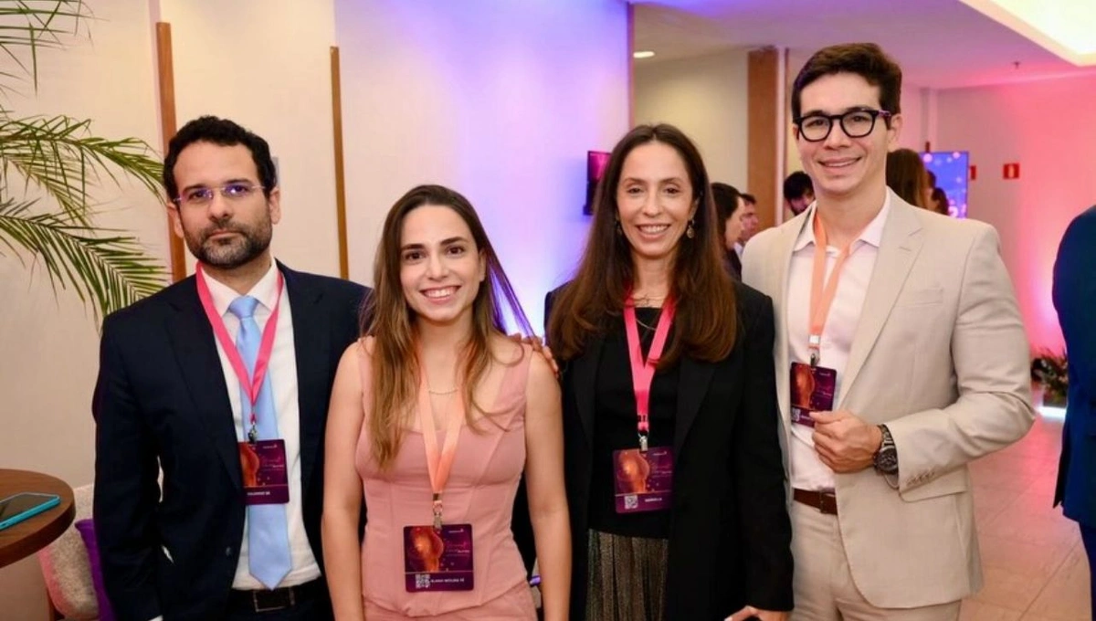 Médicos oncologistas participam de evento relacionado a saúde em Salvador