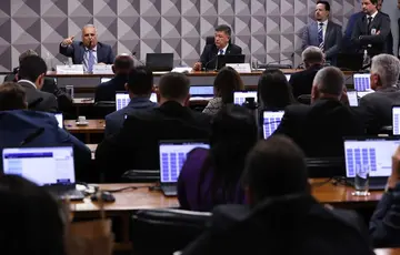 Mendonça proíbe CPMI do INSS de acessar dados de Vorcaro em sala-cofre