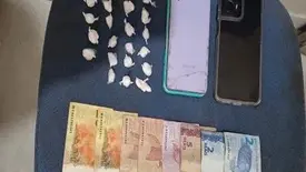 Menor com passagem por roubo é apreendido com cocaína e dinheiro em Oeiras (Foto: Reprodução)