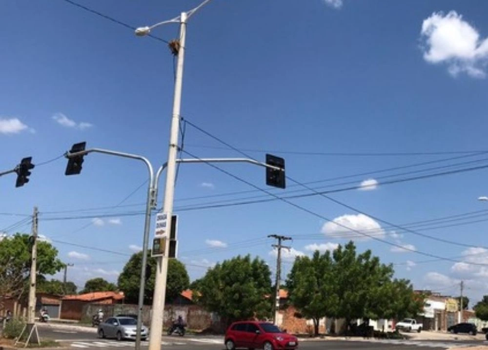 Moradores protestam contra mudança no trânsito em rua na zona Norte de Teresina