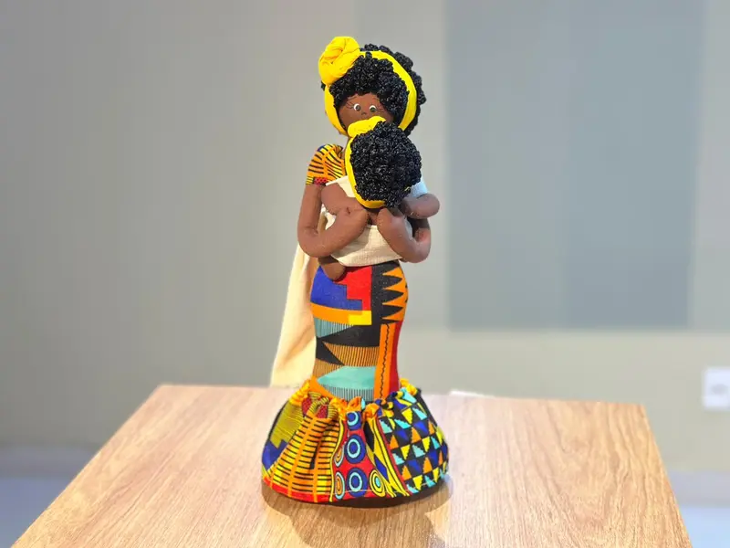 Mostra ‘Mulheres que Inspiram’ celebra artesãs na Central de Artesanato