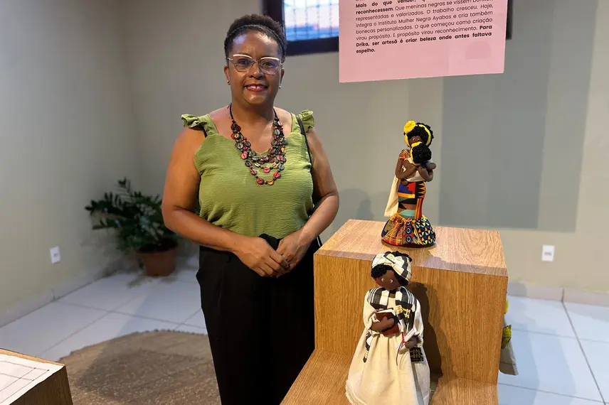 Mostra ‘Mulheres que Inspiram’ celebra artesãs na Central de Artesanato