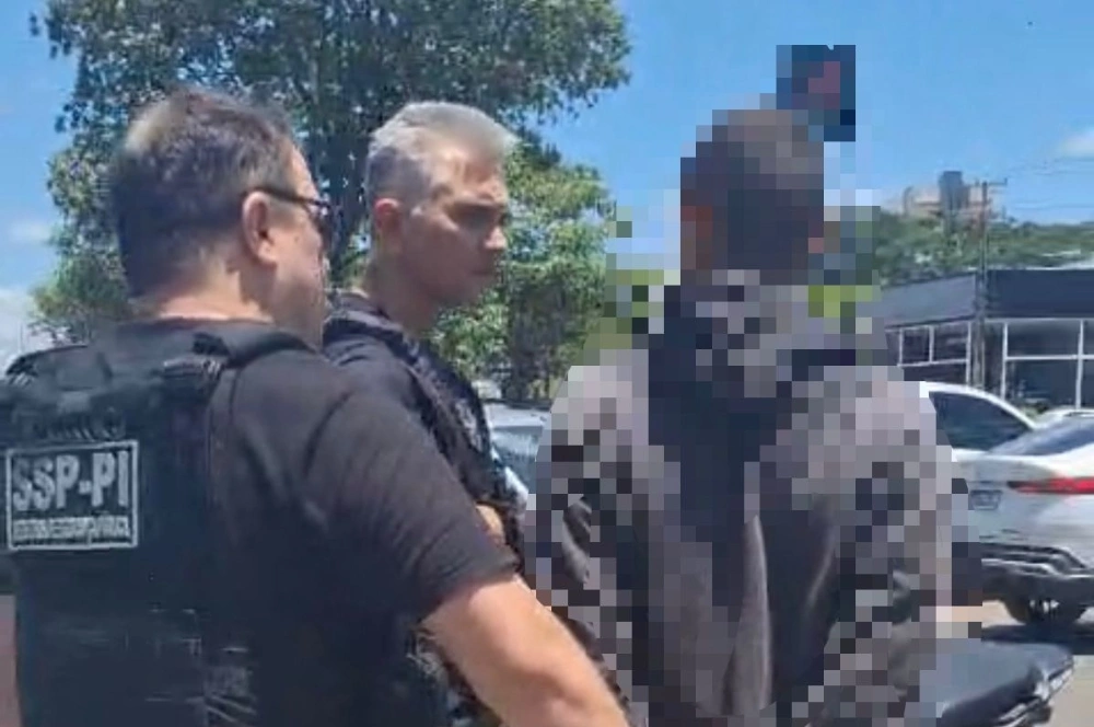 Motociclista é preso após agredir passageiro com pedra na zona Leste de Teresina