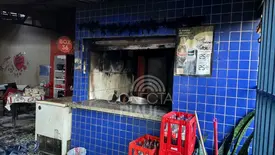 Mulher fica gravemente ferida após incêndio no mercado do São Joaquim, em Teresina (Foto: Kassio Cavalcante / Conecta Piauí)