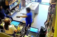 Mulher furta pulseira com pretexto de mostrar à namorada em loja de Parnaíba