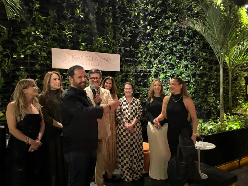 Noite de glamour marca lançamento de Gioielli por Risangela Lima