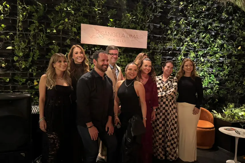Noite de glamour marca lançamento de Gioielli por Risangela Lima